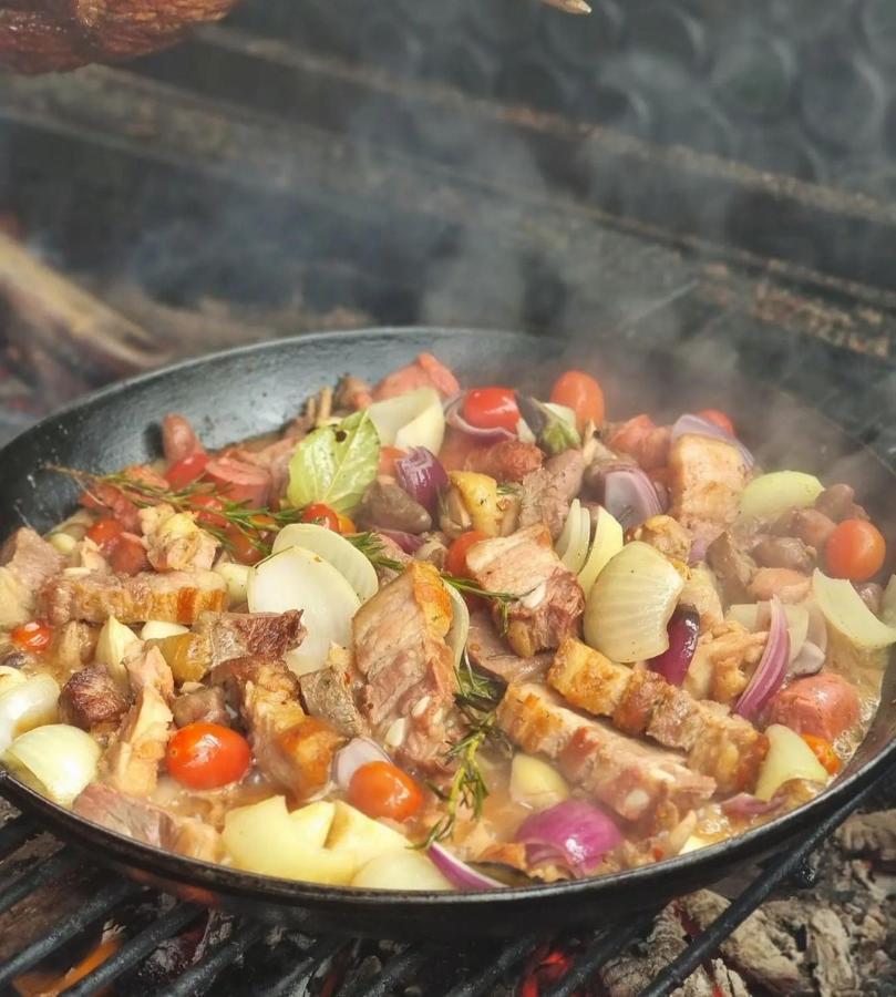 Langa Stana 호텔 쿠티에데아게스 외부 사진